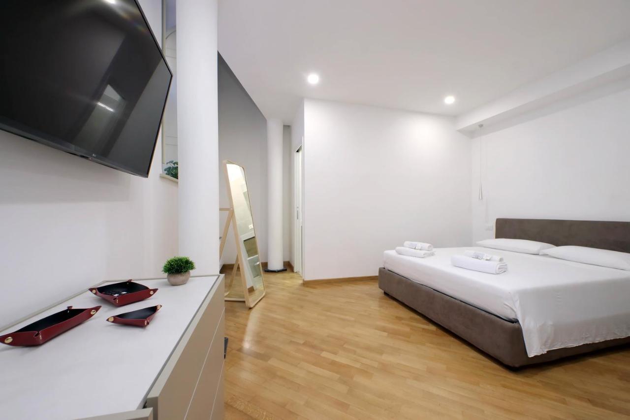 Trevi Suite Apartment - Barberini Рим Екстер'єр фото