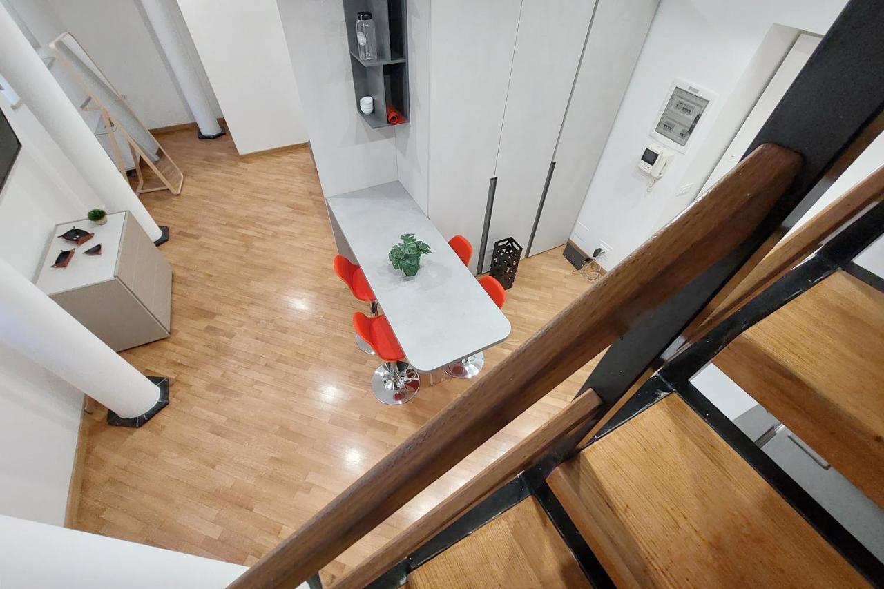 Trevi Suite Apartment - Barberini Рим Екстер'єр фото