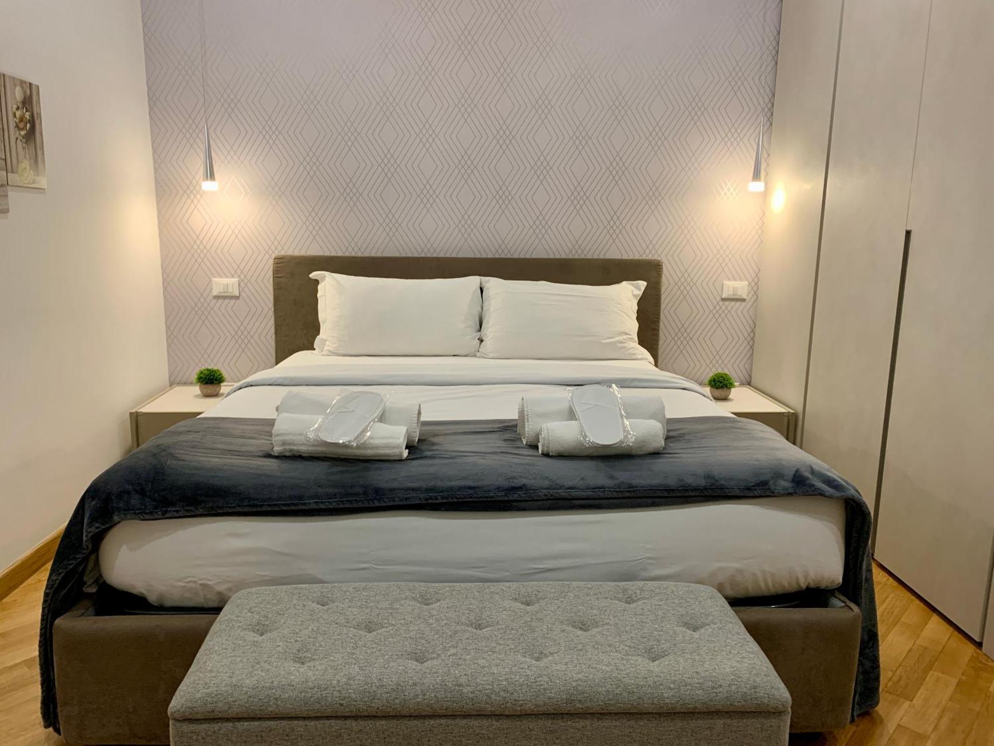 Trevi Suite Apartment - Barberini Рим Екстер'єр фото